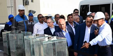 انطلاقة
      صناعية
      جديدة
      بالسخنة..
      رئيس
      الوزراء
      يتفقد
      مصنع
      بلوكات
      الأنود
      الكربونية