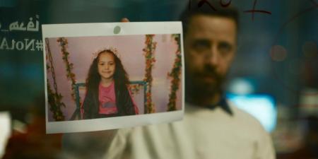 ثلاث
      جوائز
      لـ
      فيلم
      صوت
      هند
      رجب
      ووين
      ياخذنا
      الريح
      في
      سينيميد
      مونبلييه
      للفيلم
      المتوسطي
      بفرنسا