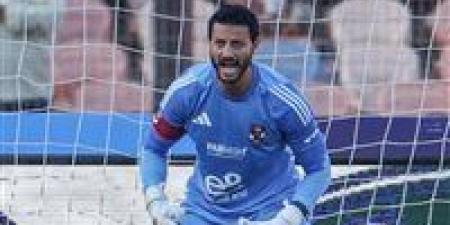 عودة
      كريم
      فؤاد
      والشناوي..
      توروب
      يعلن
      قائمة
      الأهلي
      لمواجهة
      بتروجيت
      غدا
      في
      الدوري