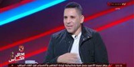 أحمد
      السيد
      نجم
      الأهلي
      السابق:
      توروب
      مازال
      يطبق
      فكر
      عماد
      النحاس
      حتي
      الآن