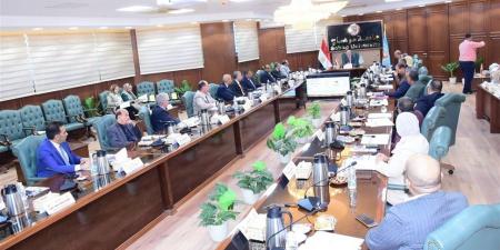 جامعة
      سوهاج
      تعقد
      مذكرات
      تفاهم
      فى
      مجال
      ريادة
      الأعمال
      والذكاء
      الاصطناعى