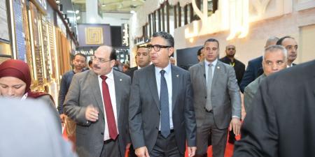 خصومات
      تصل
      إلى
      60%..
      وزير
      التموين
      يفتتح
      معرض
      سيراميكا
      ماركت
      2025