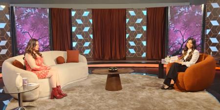 إلهام
      عبد
      البديع:
      اكتشفت
      وفاة
      أمي
      وانا
      في
      5
      ابتدائي
      ورفضت
      بطولة
      بسبب
      مشهد
      في
      السرير