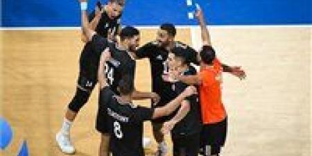 منتخب
      مصر
      للكرة
      الطائرة
      يشارك
      في
      قرعة
      كأس
      التحدي
      بالأردن