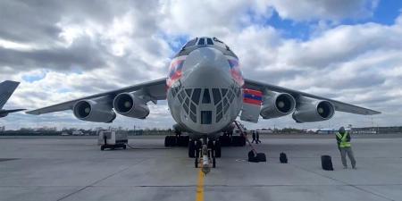 موسكو:
      خطط
      كندا
      لتسليم
      طائرة
      نقل
      روسية
      إلى
      أوكرانيا
      غير
      مقبولة
      وغير
      قانونية