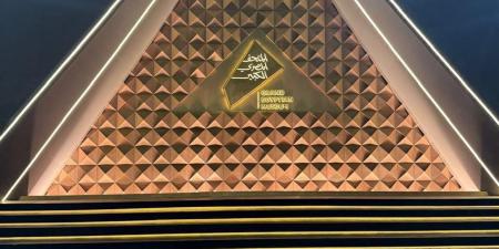 الأكبر
      في
      العالم..
      "BBC"
      تكشف
      تفاصيل
      جديدة
      عن
      المتحف
      المصري
      الكبير