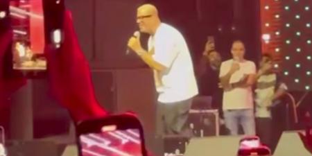 عمرو
      دياب
      يهنئ
      مصر
      بافتتاح
      المتحف
      الكبير:
      بحب
      بلدي
      مرة
      واتنين
      وعشرة