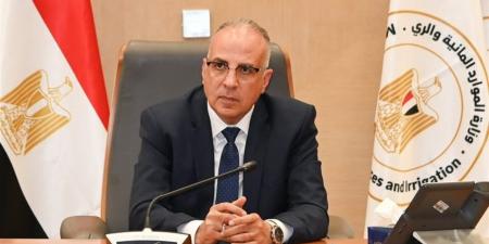 وزير
      الري:
      السد
      العالي
      حصن
      الأمان
      وأعظم
      المنشآت
      المائية
      في
      تاريخ
      مصر
      الحديث