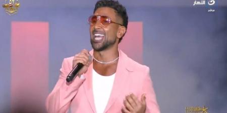 مستنيكم
      من
      دلوقتي..
      أحمد
      سعد
      يروج
      لـ
      حفله
      في
      لندن