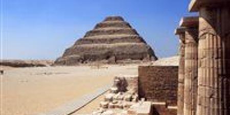 هولندا
      تعيد
      قطعة
      أثرية
      نادرة
      من
      عهد
      الملك
      تحتمس
      الثالث