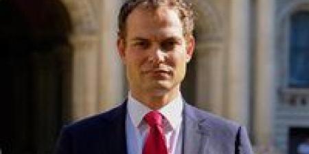 وزير
      الدولة
      البريطاني:
      شراكتنا
      مع
      مصر
      تتطور
      نحو
      آفاق
      أوسع
      من
      التعاون