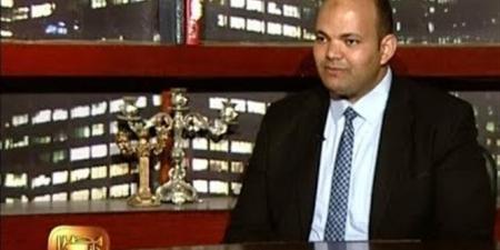 أستاذ
      قانون:
      استراتيجية
      حقوق
      الإنسان
      تجسد
      رؤية
      شاملة
      لبناء
      الجمهورية
      الجديدة