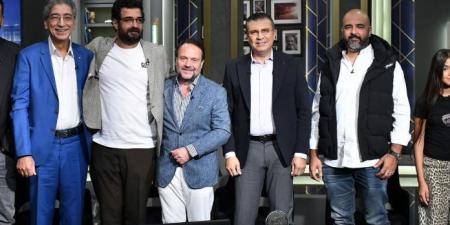 الليلة..
      صناع
      فيلم
      المنبر
      ضيوف
      برنامج
      واحد
      من
      الناس
      مع
      عمرو
      الليثي