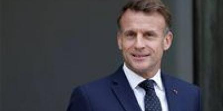 ماكرون يعلن إفراج إيران عن فرنسيين اثنين من سجن إيفين بعد عامين