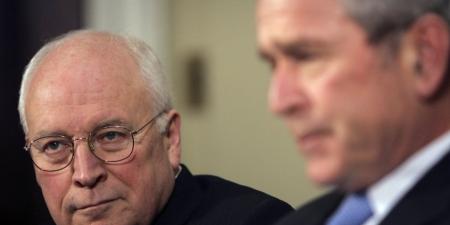 «وفاة مهندس حرب العراق وظل بوش».. محطات من حياة نائب الرئيس الأمريكي السابق ديك تشيني