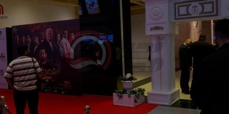 بالصور.. الاستعدادات النهائية للعرض الخاص لفيلم قصر الباشا