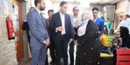 نائب وزير الصحة يتفقد مستشفيات مطروح ويوجه بتسريع تشغيل «الصدر» و«الحميات» لتخفيف الضغط على المستشفى العام