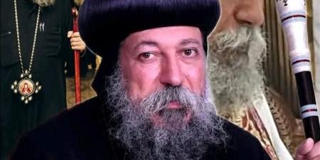 الأنبا إيلاريون يشهد افتتاح العام الدراسي الجديد بإكليريكية دمنهور