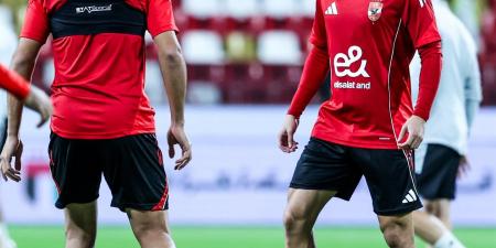 السوبر المصري.. الأهلي يختتم استعداداته لمواجهة الزمالك بمشاركة عاشور ومحمد شريف "صور"