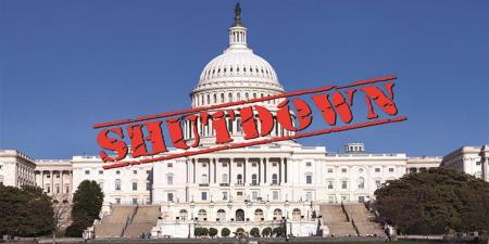 عامر الشوبكي: الإغلاق الحكومي الأمريكي يهدد النمو الاقتصادي ويؤثر على الأسواق العالمية