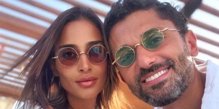 انفصال كريم محمود عبد العزيز عن زوجته آن الرفاعي رسميًا