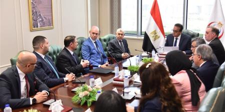 بالتعاون مع أمريكا.. خطوة حكومية جديدة لتصنيع المستلزمات والأجهزة الطبية في مصر