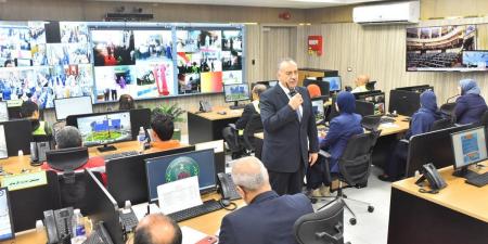 محافظ أسيوط يترأس غرفة العمليات المركزية لانتخابات مجلس النواب 2025