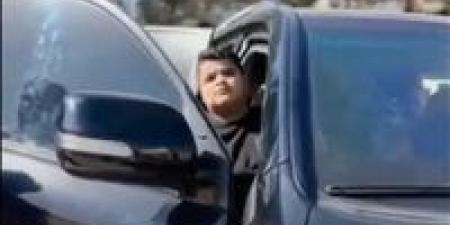 موكب مدجج بالسلاح لطفل يثير غضب ليبيا: “ابن القائد تحت الحراسة!"