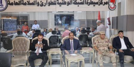 غرفة العمليات الرئيسية بسوهاج تتابع سير انتخابات مجلس النواب