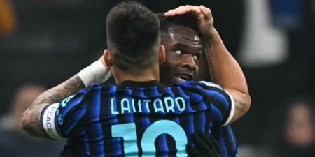 إنتر يصعد لصدارة الدوري الإيطالي بثنائية في شباك لاتسيو