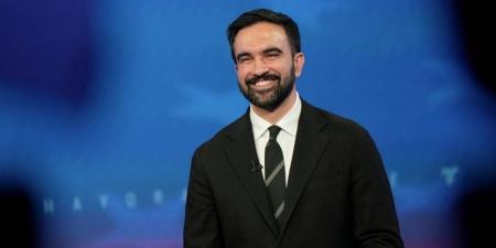 زهران ممداني.. فوز يهزّ أمريكا ويعيد رسم الخريطة السياسية في نيويورك فكيف حدث وما هي السيناريوهات السياسية القادمة؟