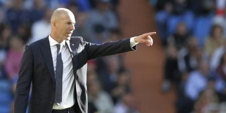 زين الدين زيدان يلمّح لعودة محتملة للتدريب بعد فترة غياب طويلة