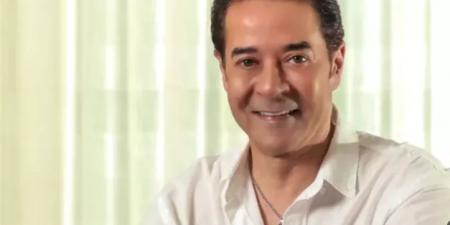 في هذا الموعد.. مدحت صالح يطرح احدث اعماله الغنائية بعنوان انت وبس