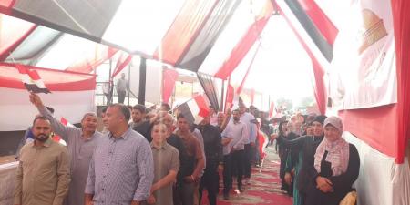 توافد الناخبين على لجان الجيزة للإدلاء بأصواتهم بانتخابات مجلس النواب 2025