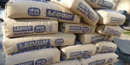 وفرة بلا انخفاض.. لماذا لا تنخفض أسعار الأسمنت رغم طفرة الإنتاج؟