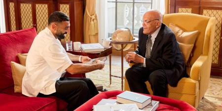 محمد صلاح: قد لا أملك الوقت الكافي لشكر والدي بما يستحقه.. واللعب مع أصدقاء الطفولة هو ما صنع شغفي الأول لكرة القدم