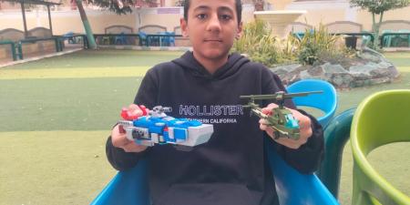 إياد طفل عبقري من الشرقية يحول الليجو إلى طائرات ودبابات حربية ويحلم بتحويلها إلى اختراعات حقيقية