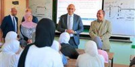 وزير التعليم يتفقد مدارس كفر الشيخ ويشدد على انتظام الدراسة والانضباط