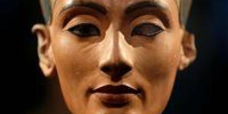 عين نفرتيتي المفقودة.. أسرار التمثال النصفي الأكثر شهرة في مصر القديمة