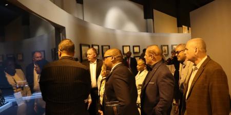 السكة الحديد تستقبل وفد برلماني جنوب افريقى بمحطتي رمسيس وصعيد مصر ببشتيل