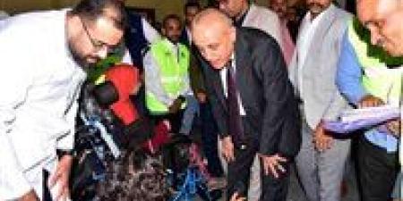 محافظ الأقصر يشهد قافلة "قادرون باختلاف" الطبية بتمويل البنك المصري لتنمية الصادرات وتنفيذ مؤسسة مصر الخير