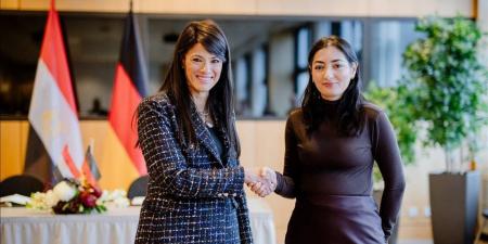 وزيرة التخطيط: نبحث مع الجانب الألماني توسيع نطاق برنامج مبادلة الديون