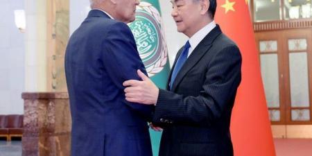 أبو الغيط من بكين: العلاقات بين الصين والعالم العربي تتميز دوماً بالاحترام والثقة المتبادلة