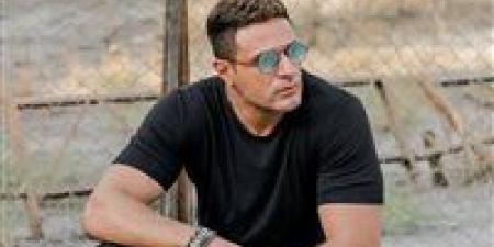 بسبب منشورات مسيئة.. تأحيل محاكمة المتهمة بسب وقذف الفنان محمد نور