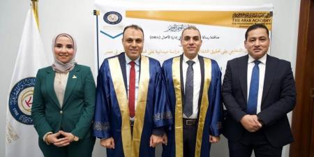 احتفاء علمي لافت.. منح الدكتوراه في إدارة الأعمال للباحثين أحمد عبداللاه وأبوبكر عبداللاه