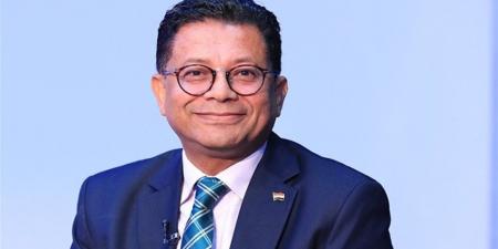 أشرف سنجر بعد تصنيف تكساس للإخوان كمنظمة إرهابية: العالم بدأ يفهمهم