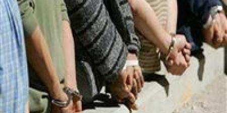 ضبط 3 طلاب تعدوا على شاب بالضرب وتسببوا في وفاته.. الحادثة لا علاقة لها بالانتخابات