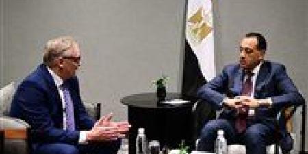 رئيس الوزراء يلتقي "أنجلو جولد أشانتي" في جوهانسبرج لتعزيز استثمارات منجم السكري للذهب