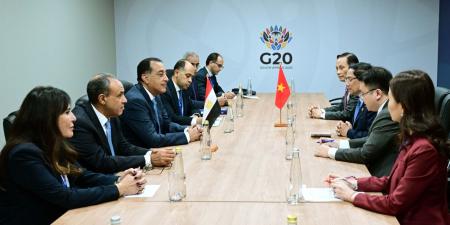 رئيس الوزراء يلتقي نظيره الفيتنامى على هامش مشاركته في قمة مجموعة العشرين.. صور