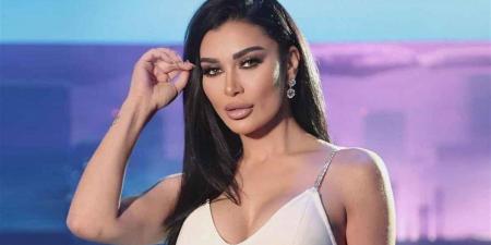 حاولت الانتحار.. نادين الراسي تتصدَّر محركات البحث على جوجل